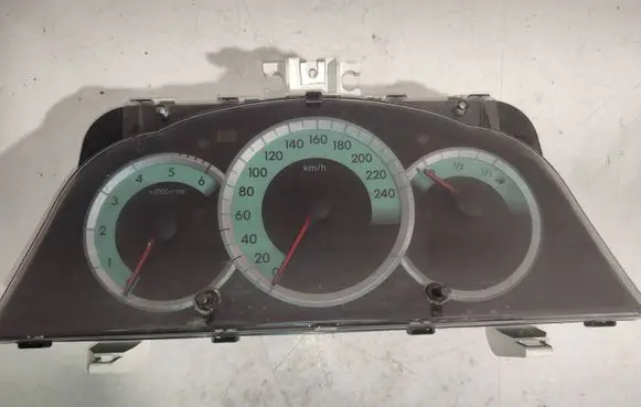 Toyota Corolla Verso AR10 Speedometer (instrument cluster) 838000F092A MB2574403890