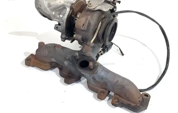 Volkswagen PASSAT B7 Turbo 03L253056G