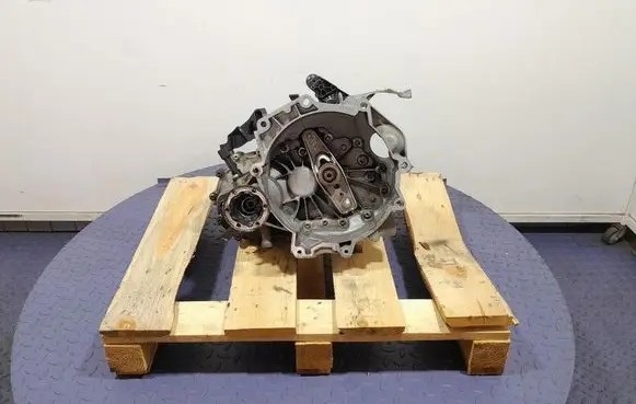 Volkswagen Polo IV 9N3 Manual 6 speed gearbox JHN