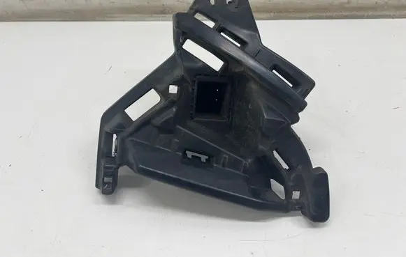 Skoda Octavia Mk4 Front bumper mounting bracket 5E3807723