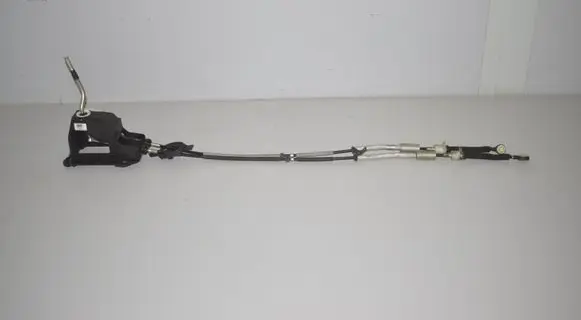 BMW 2 F46 Gear shifter/selector 8687536 8647823 25118687536