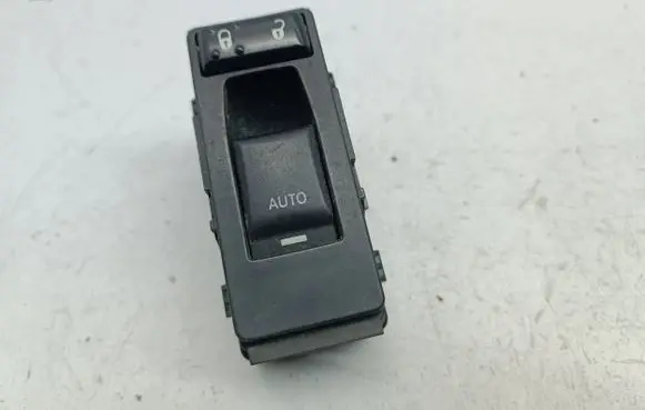 Jeep Grand Cherokee (WK) Electric window control switch 04602786AA 1816A 39754D