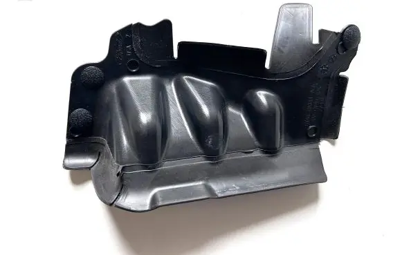 Ford Kuga II Intercooler air guide/duct channel GV4Z8311A GV4B8A211AA