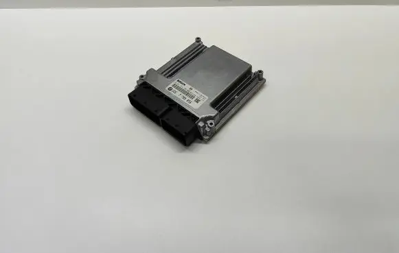 BMW 5 E60 E61 Engine control unit/module 0281012707 7799856 DDE7799856