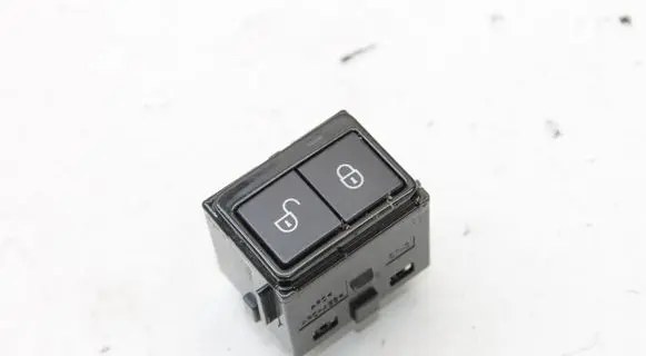 Jaguar XE Central locking switch button GX7314017EC