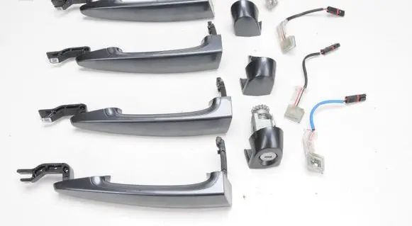 BMW 1 F20 F21 Front door exterior handle/bracket 