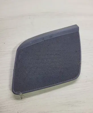 Mercedes-Benz Vito Viano W638 Side speaker trim/cover 6386890466