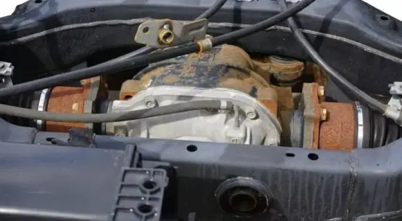 Infiniti QX80 Rear differential Z571-7070