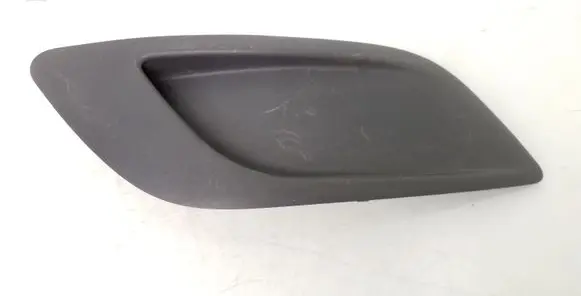 Ford Focus Front bumper lower grill 8M5119953BE