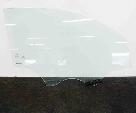 Hyundai Tucson TL Front door window glass four-door 43R00049AS2
