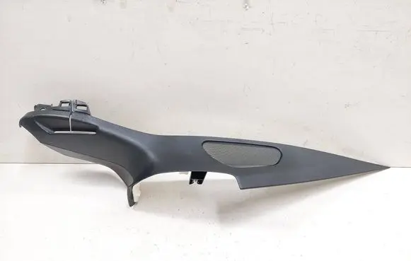 BMW X6 E71 (D)pillar trim (top) 1238020 10859510 84082010222