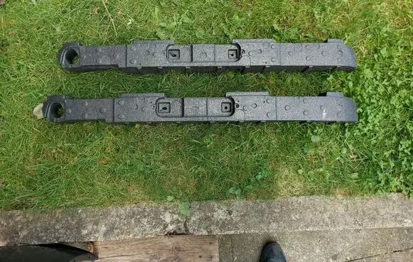 Toyota Proace Front bumper foam support bar 9813861080