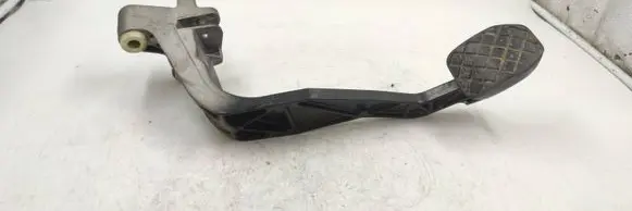 Volkswagen PASSAT B5 Clutch pedal 3B1721316D