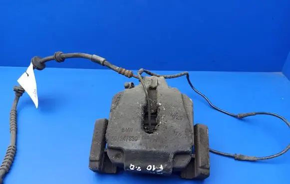 BMW 5 F10 F11 Front brake caliper 6024330