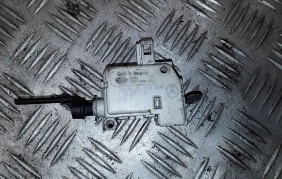 Mercedes-Benz ML W163 Central locking motor 806605