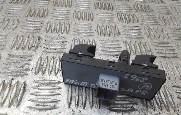 Volkswagen PASSAT B6 Electric window control switch 1K4959857B