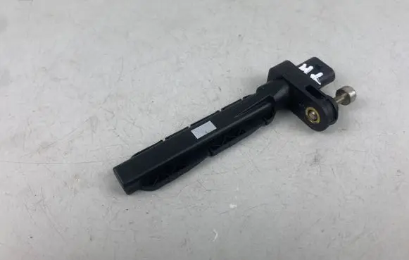 Mini One - Cooper F56 F55 Crankshaft position sensor 7806782