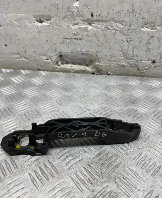 Rear door exterior handle/bracket