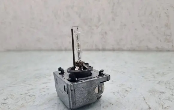 Audi A6 S6 C6 4F Headlight ballast module Xenon 5DD00831950