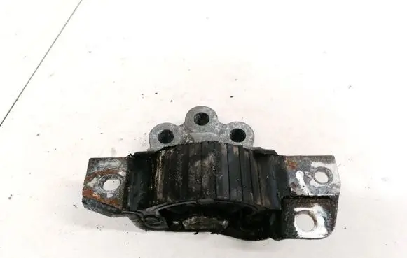 Alfa Romeo Mito Engine mount bracket