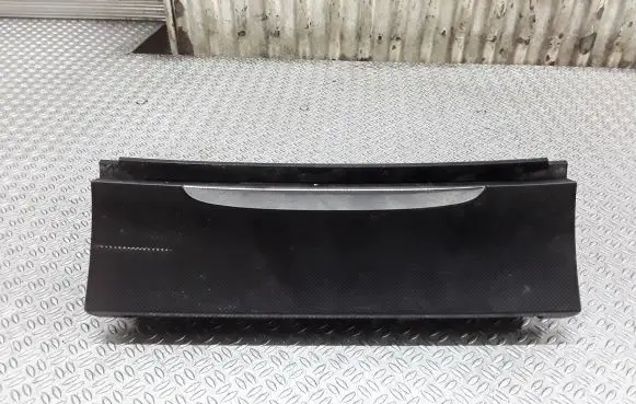 Volkswagen PASSAT B6 Car ashtray 3C0863284A