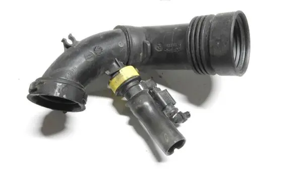 Citroen DS3 Air intake hose/pipe 9684362180