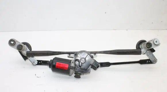 KIA Sorento Front wiper linkage and motor 981002P900