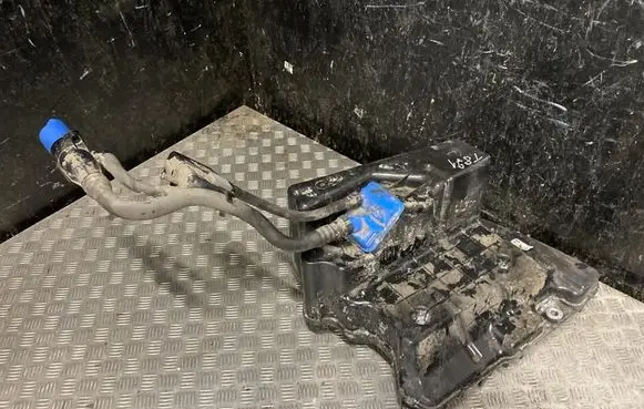 Audi A4 S4 B9 AdBlue liquid reservoir 8W0131878BT