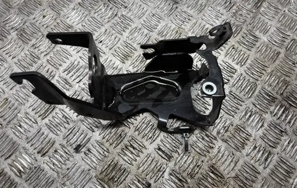 Opel Crossland X ABS pump bracket 9818695380