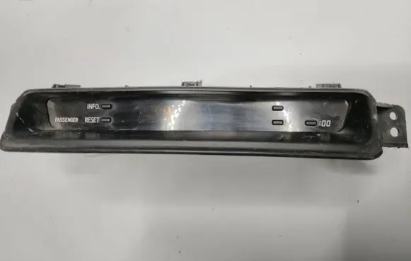 Toyota Hilux (AN10, AN20, AN30) Clock 554780K040 832900K060 611204E