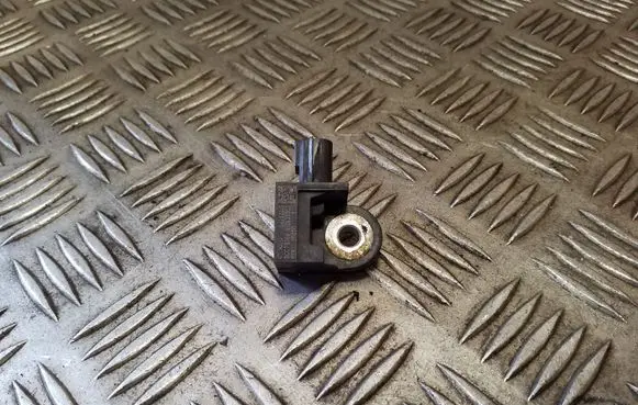 KIA Sorento Airbag deployment crash/impact sensor 959302P000