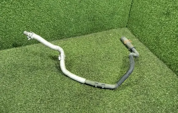 Ford Tourneo Custom Engine coolant pipe/hose