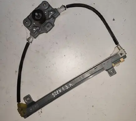 Rear door manual window regulator