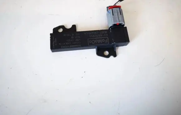 Antenna control unit
