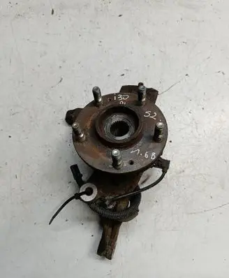 Hyundai i30 Front wheel hub spindle knuckle 484A8W4F