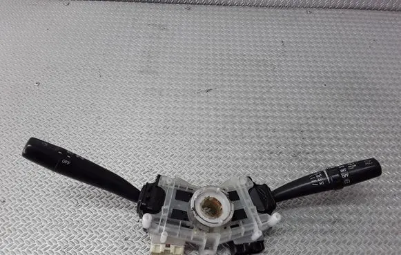 Toyota Corolla E110 Wiper turn signal indicator stalk/switch 1E460