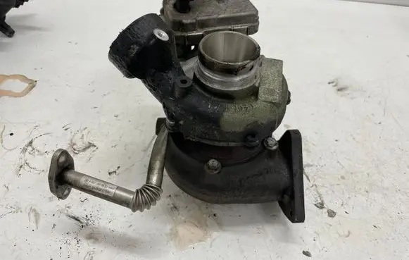 Mercedes-Benz C W204 Turbo A6510900086