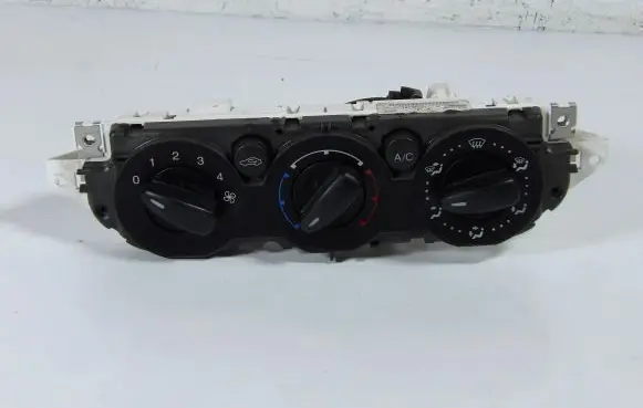 Ford Focus C-MAX Climate control unit 7M5T-19980-AA