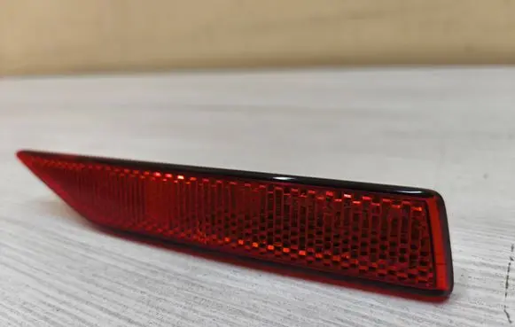 Audi Q2 - Rear tail light reflector 81A945106A 4031210