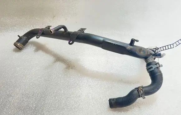 Audi A7 S7 4G Engine coolant pipe/hose 06B121071 050121101 06B121058C
