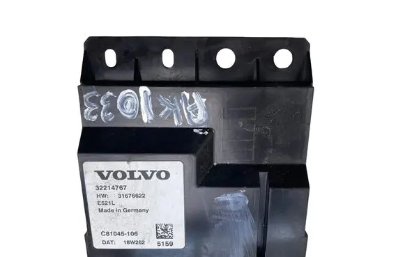 Volvo S90, V90 Tailgate/trunk control unit/module 32214767