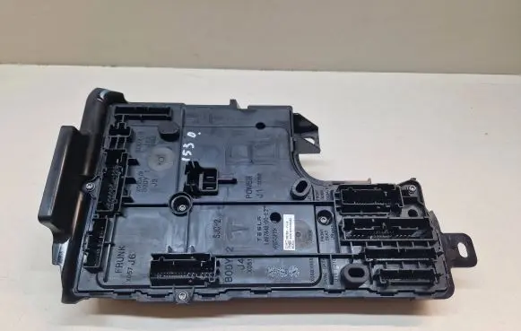 Tesla Model Y Comfort/convenience module 14978480 165765001