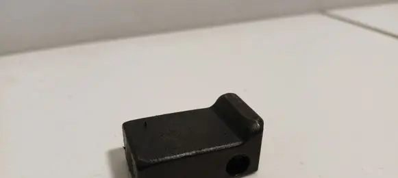 Volkswagen Golf IV Fuel Injector clamp holder 