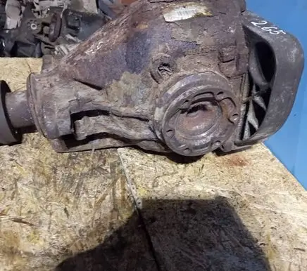BMW 7 E65 E66 Rear differential 753204902