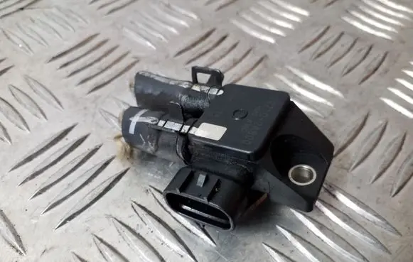KIA Sorento Exhaust gas pressure sensor 392102A800