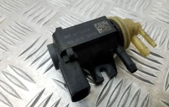Volkswagen Golf VI Turbo solenoid valve 1K0906627B