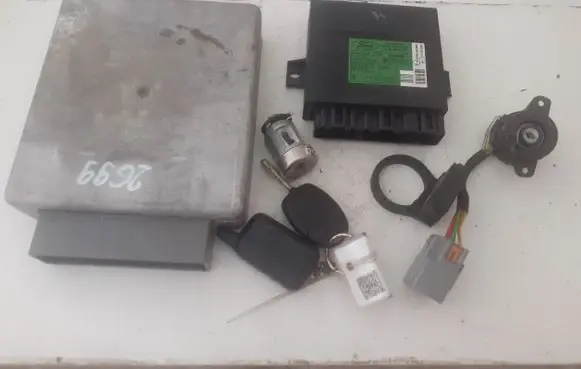 Engine ECU kit and lock set