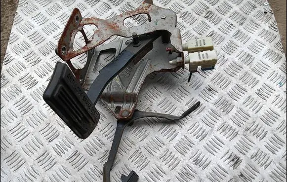 Cadillac DeVille Brake pedal