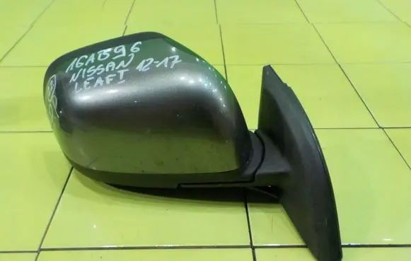 Nissan Leaf I (ZE0) Front door electric wing mirror PRAWE 16AB96