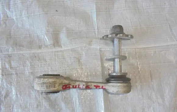 Alfa Romeo Giulia Rear control arm